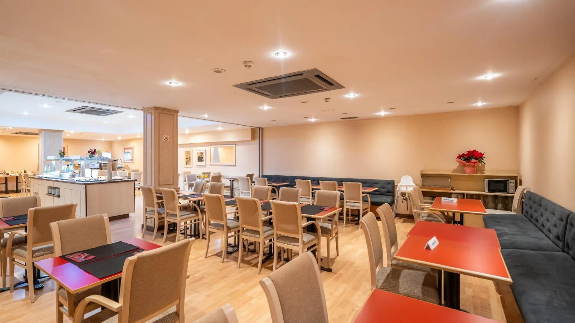 Sunotel Junior Barcelona Hotel