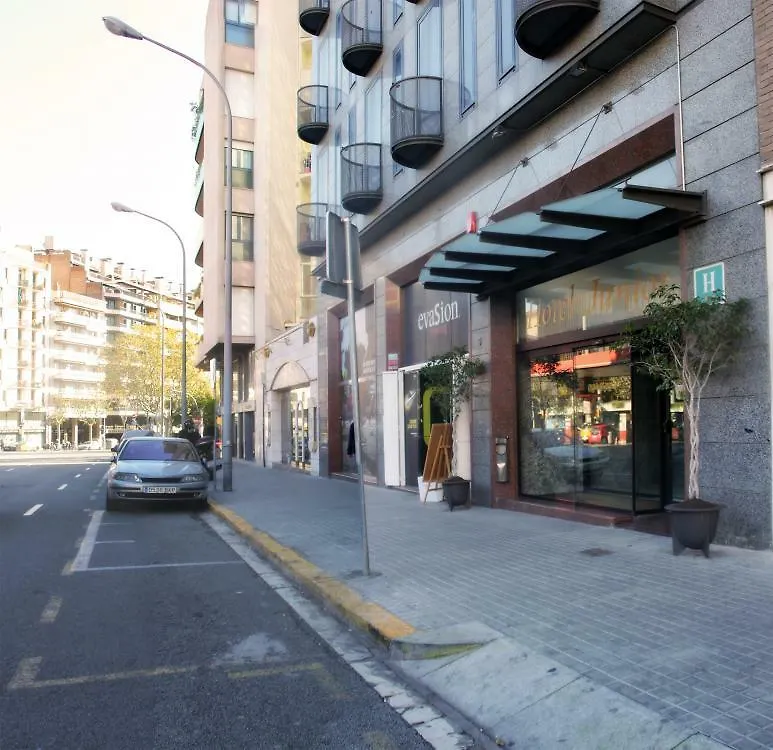 Sunotel Junior Barcelona Hotel